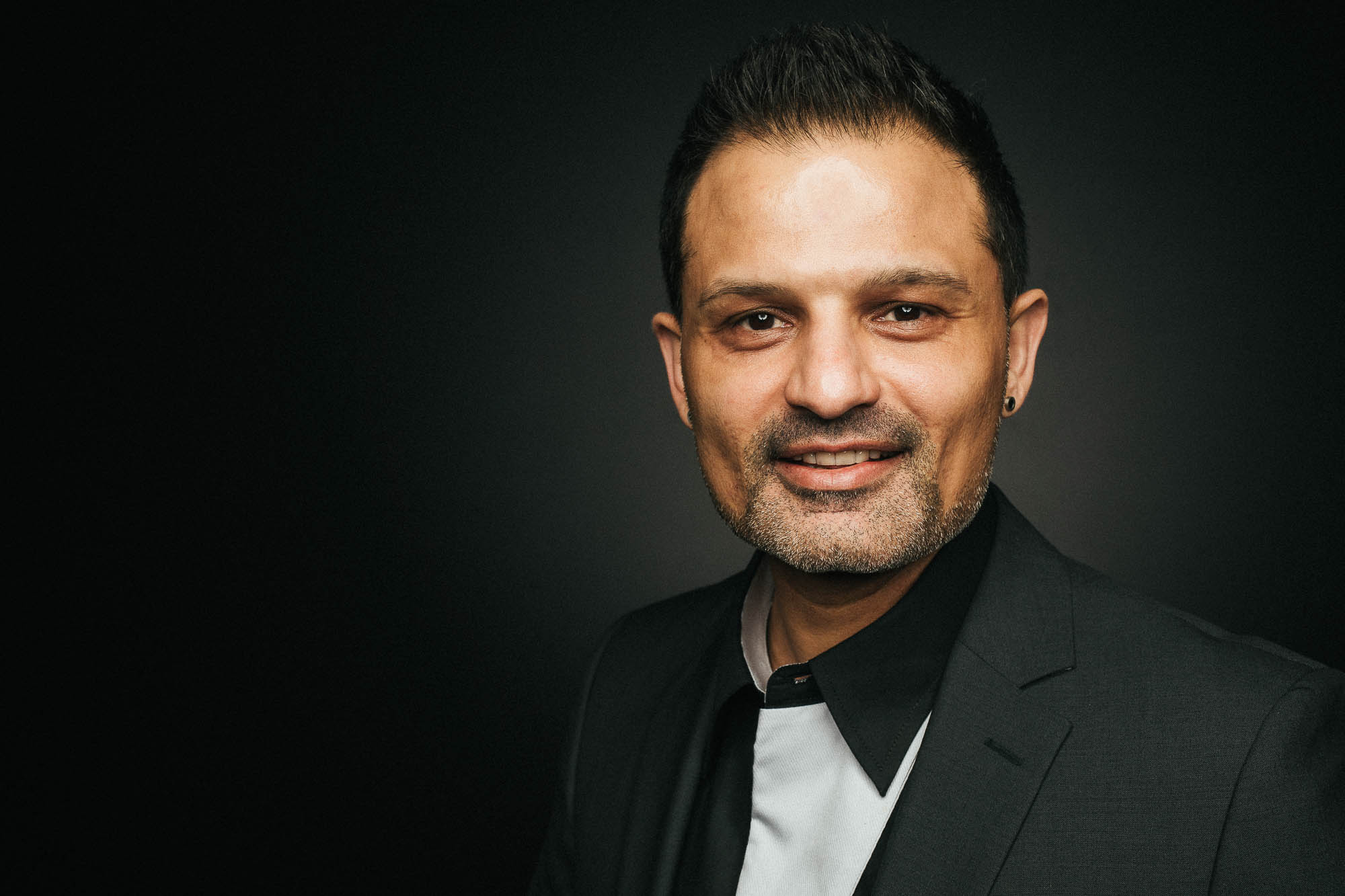 Export x3 Headshot  06127 Dez 01 2019 Headshot  Miro Nicole Nadine 3